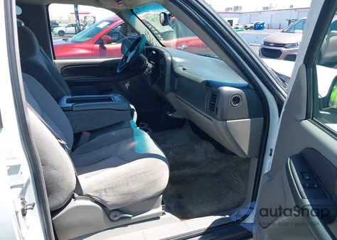 2003 Chevrolet Suburban 1500 Ls from USA, damaged, VIN 3GNEC16T73G241520